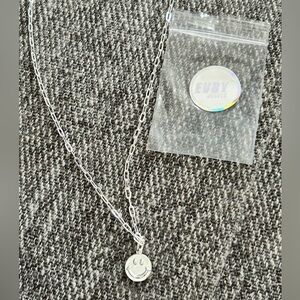 EVRY JEWELS SMILE NECKLACE NWT